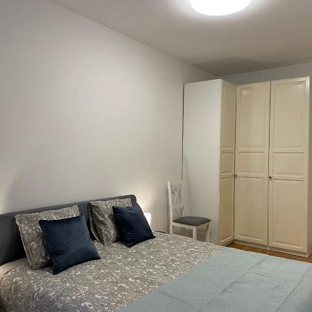 Apartament Przy Atrium Okolice Stacji Metra Rondo Onz Warsaw Exterior photo